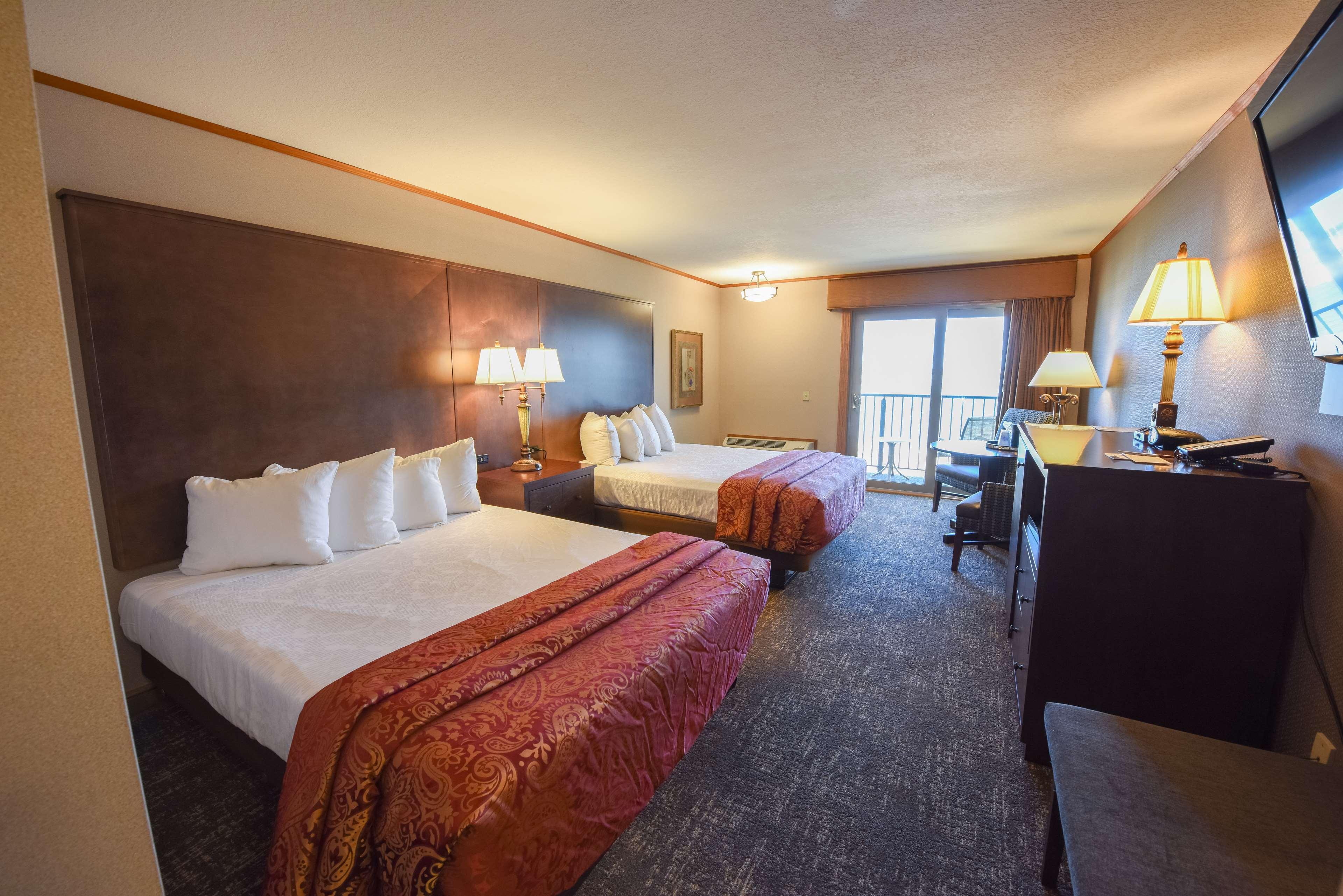 Best Western Plus Dockside Waterfront Inn Макіно-Сіті Екстер'єр фото