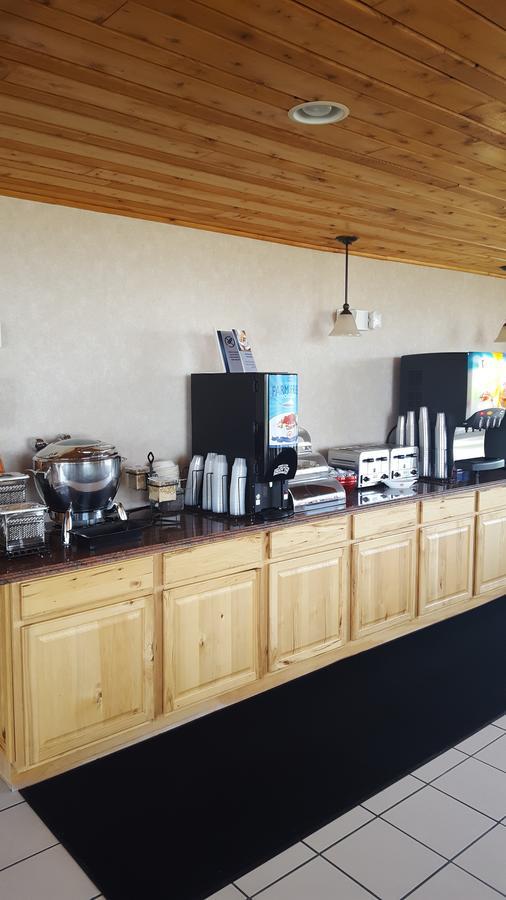 Best Western Plus Dockside Waterfront Inn Макіно-Сіті Екстер'єр фото