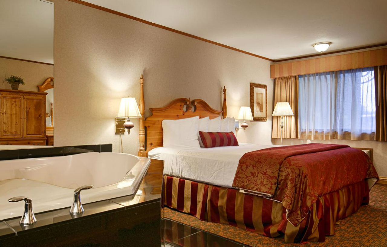 Best Western Plus Dockside Waterfront Inn Макіно-Сіті Екстер'єр фото