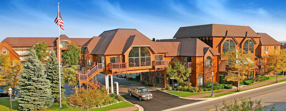 Best Western Plus Dockside Waterfront Inn Макіно-Сіті Екстер'єр фото